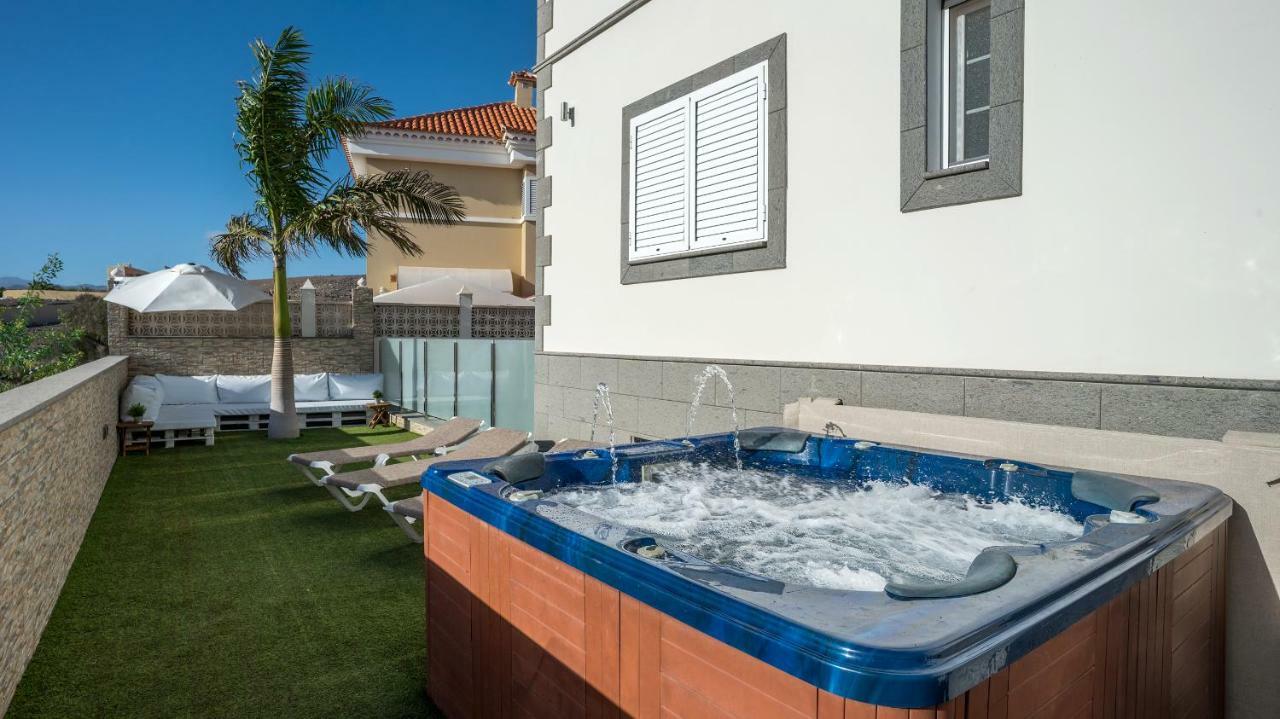 Villa, Private Heated Pool And Jacuzzi . Maspalomas  Eksteriør billede